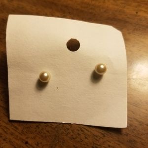 Pearl earrings